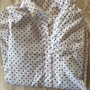Long sleeve button up blouse.